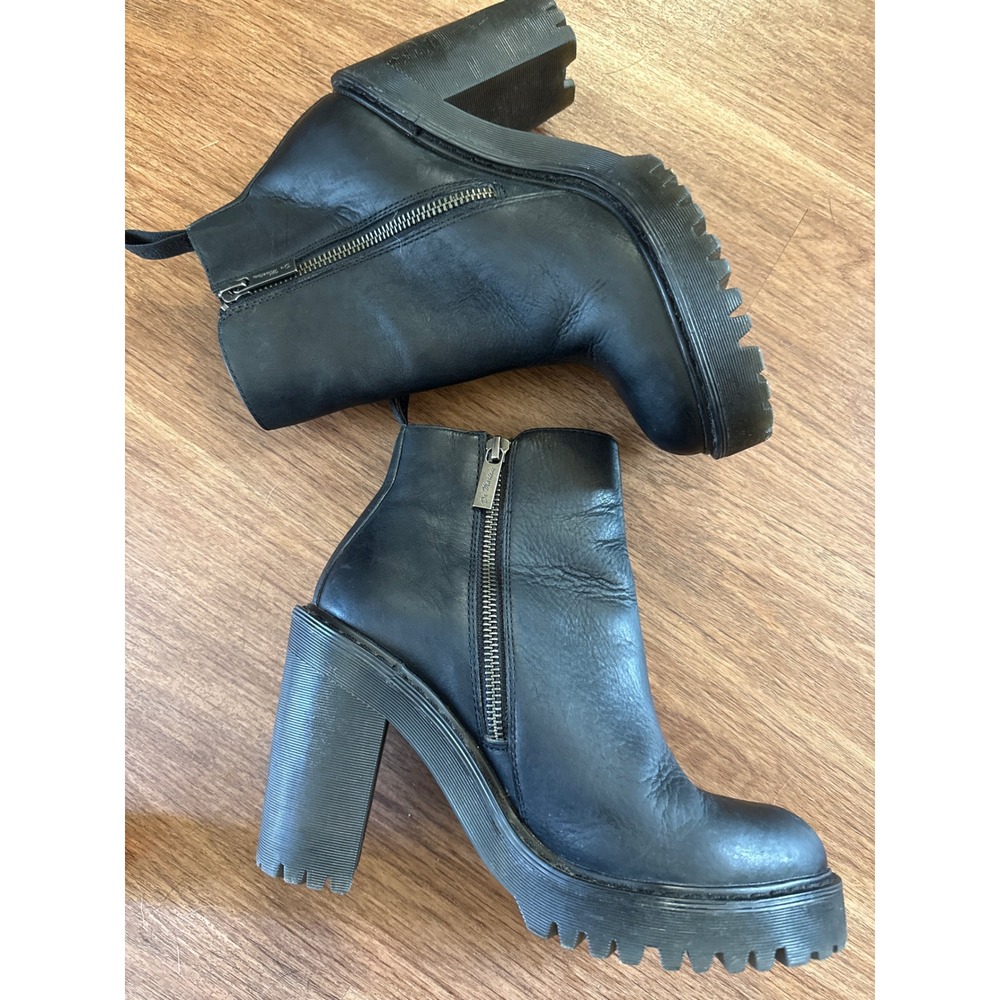 Dr. Martens Magdalena Black Leather Chunky Heel Platform Ankle Boots Womens 7